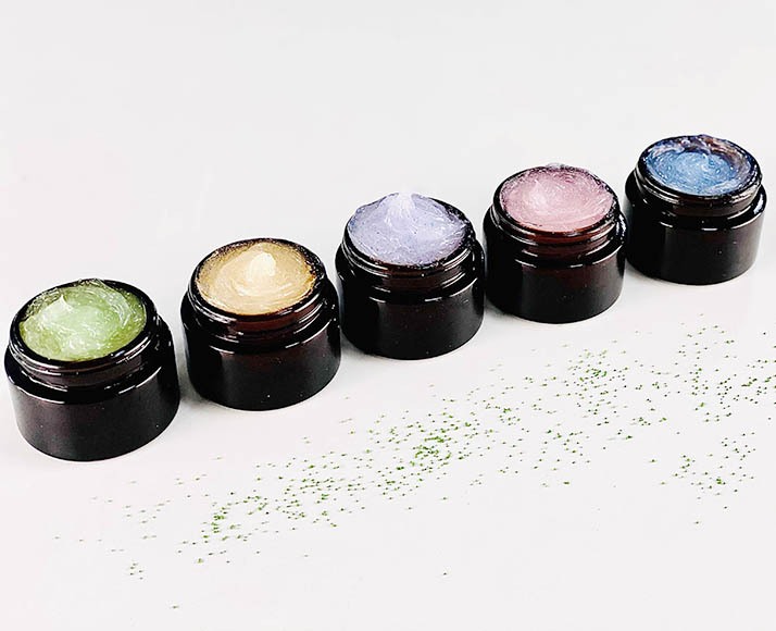 2021-07 coloured oleogel cleansers
