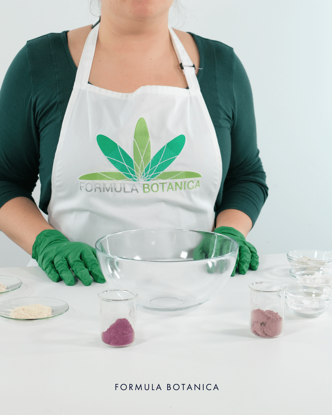 How to make a dragon fruit powder-to-foam cleanser