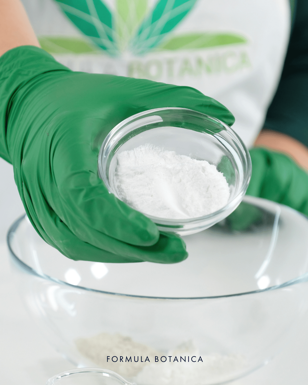 How to make a dragon fruit powder-to-foam cleanser