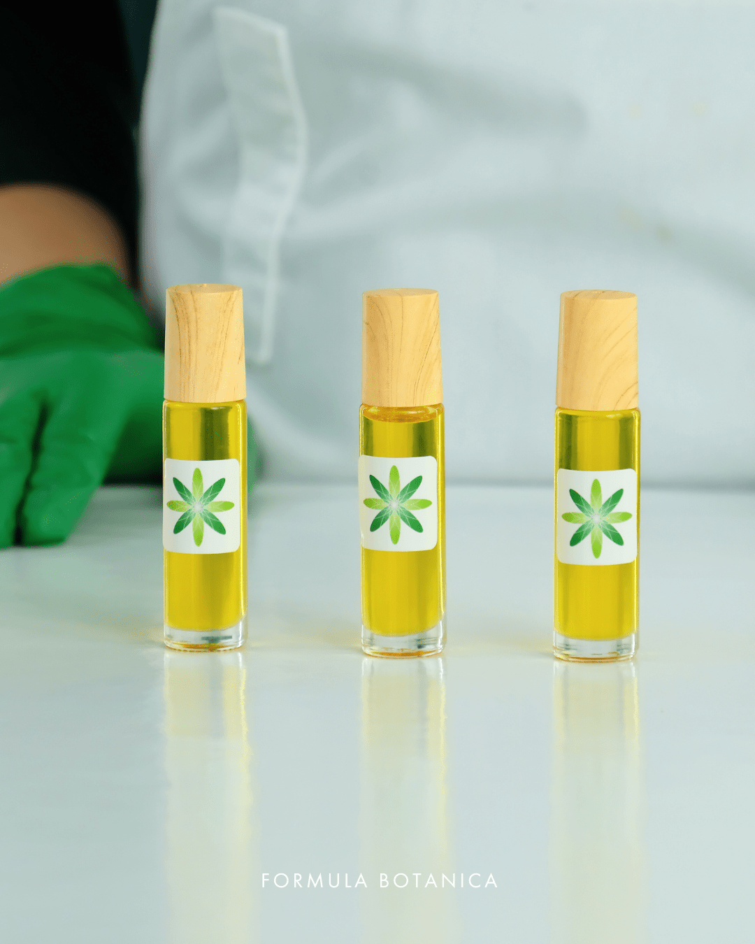 How to make a brightening cacay under-eye oil